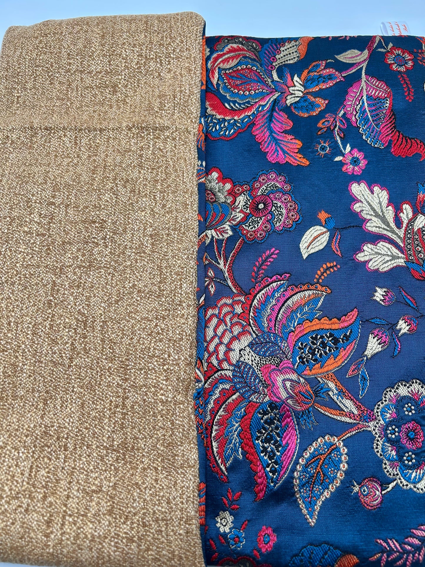 ⭐️ Petit plaid modèle Lotus, 55x40