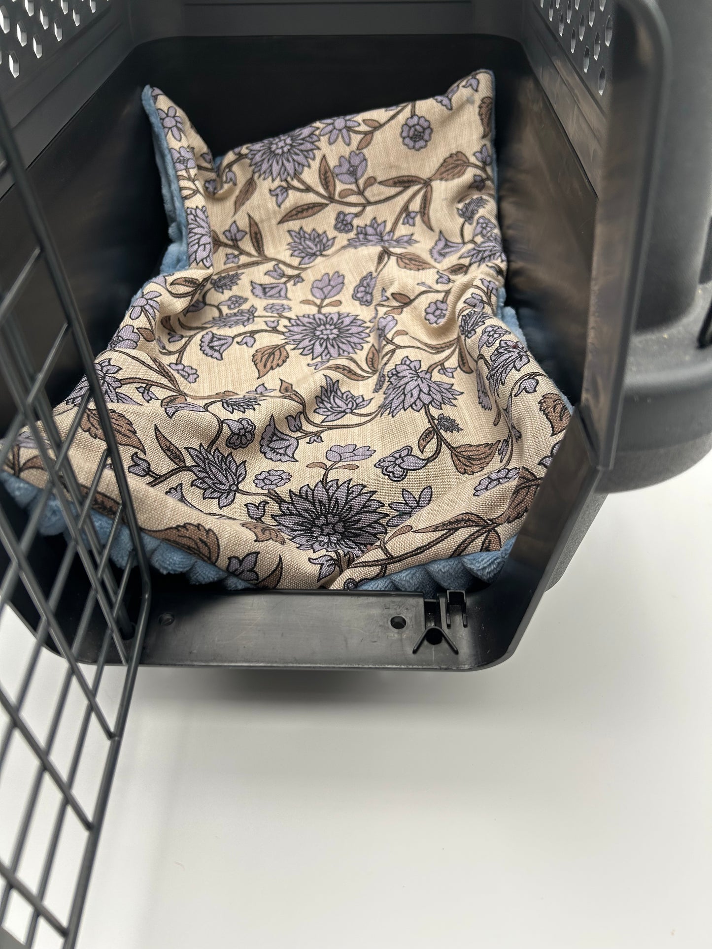 Petit plaid modèle Patchouli, 50x35 pour caisse de transport