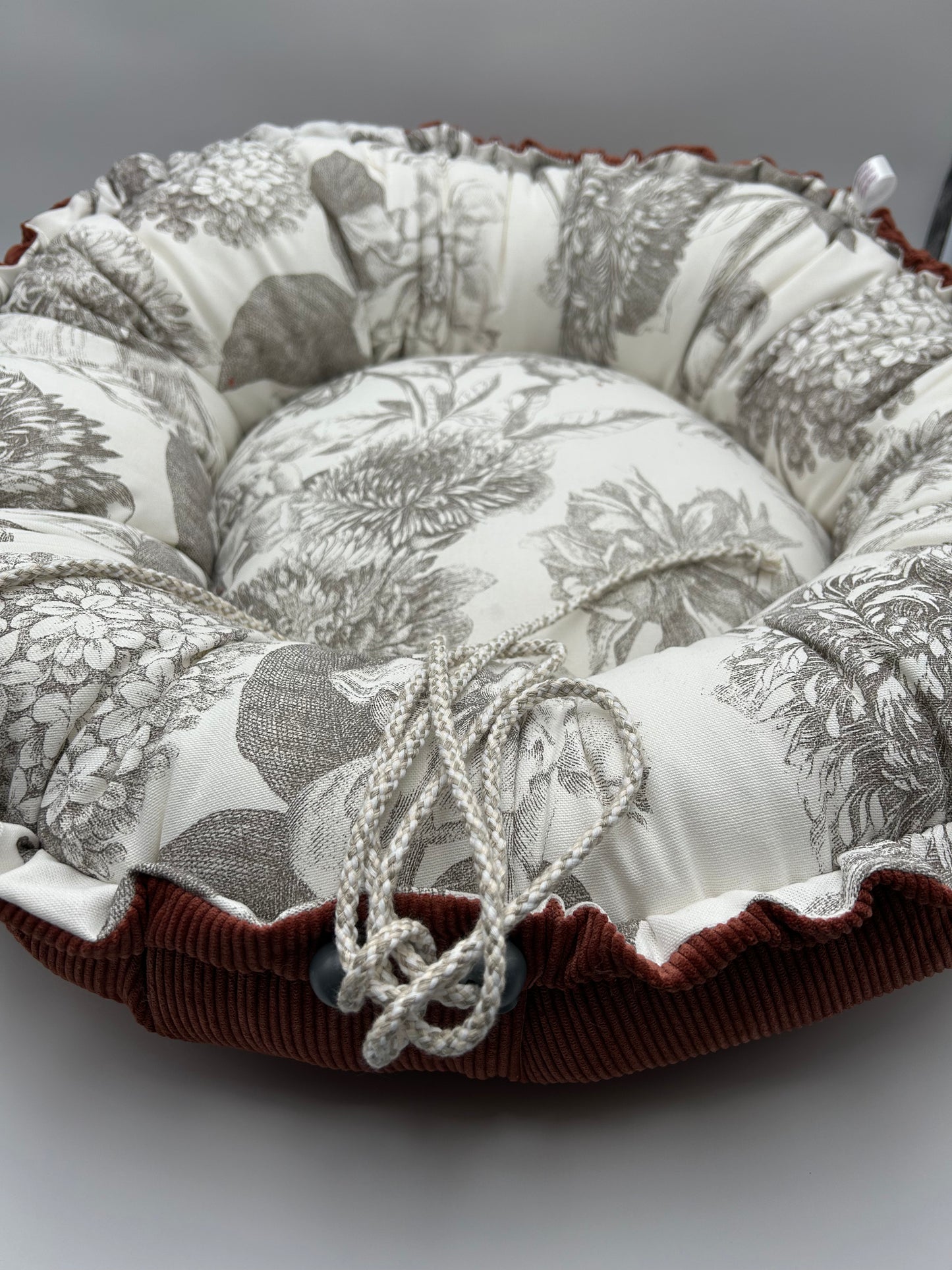⭐️ NOUVEAUTÉ Dodo rond modèle Babé 3, 85 cms