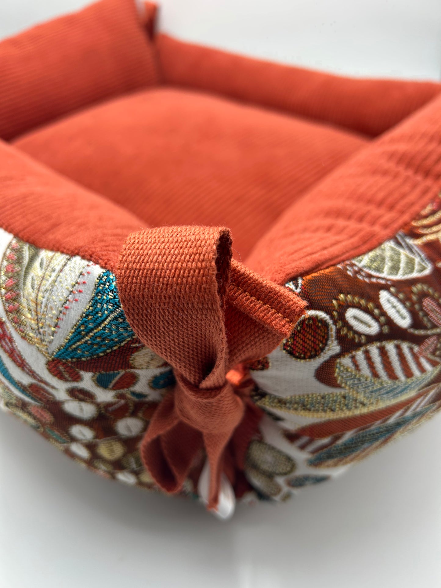 ⭐️ Dodo canapé modèle Bastet, 65x55